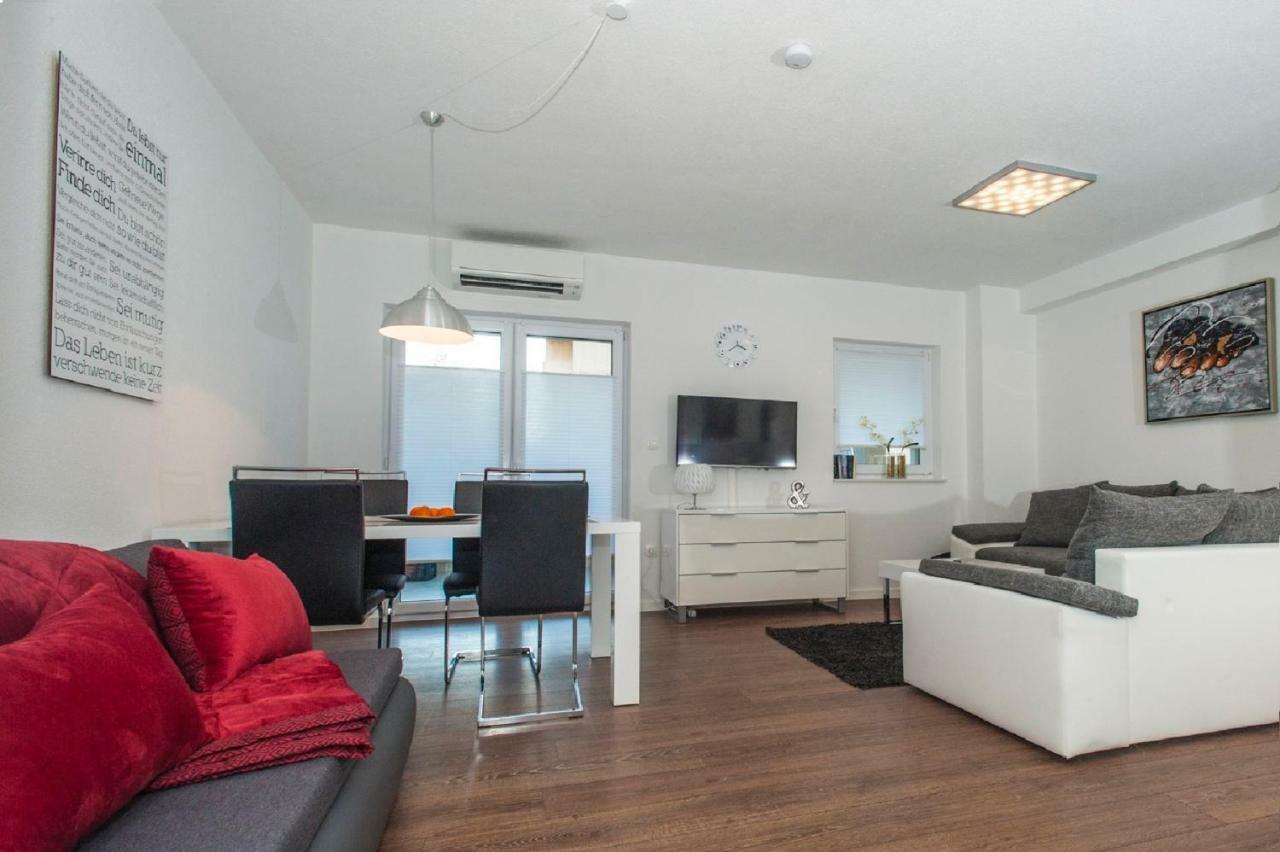 Arena 5-stars Premium-accommodation Apartament *